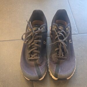 On Running Men's Dark Gray Athletic Shoes